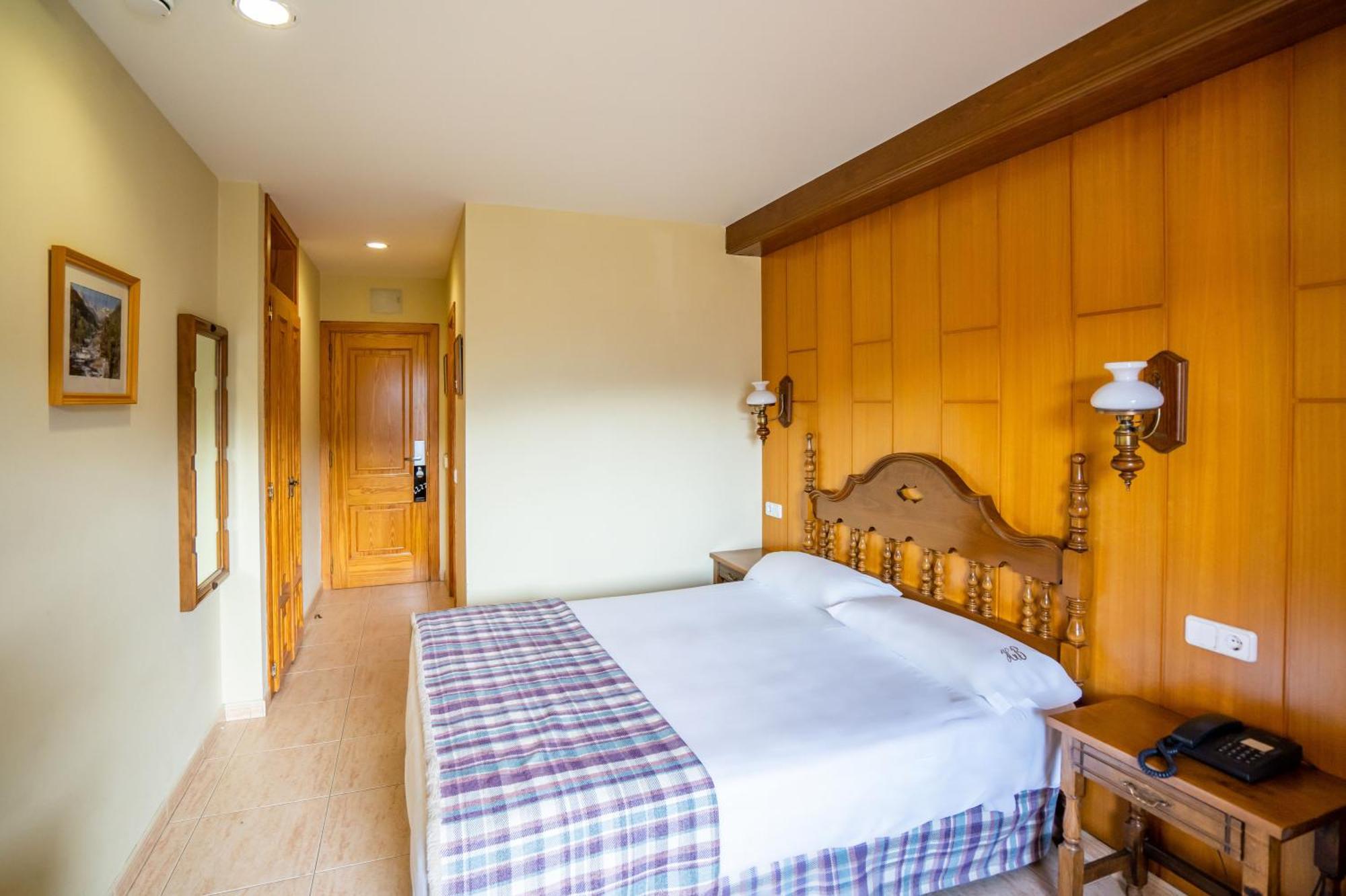 Abba Ordino Babot Hotel מראה חיצוני תמונה